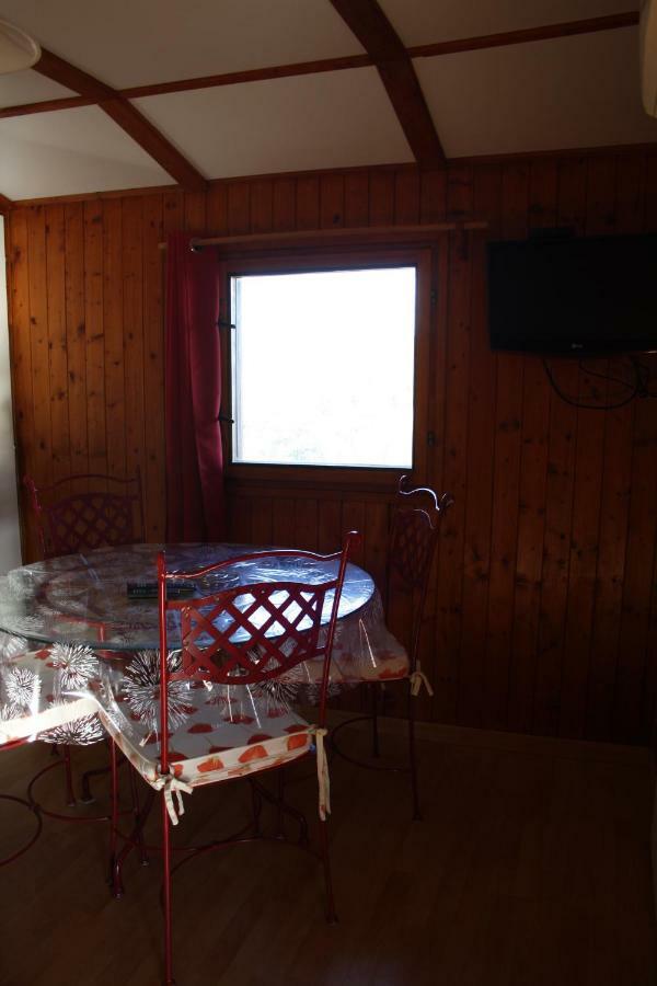 Les Chalets En Cevennes Saint-Christol-les-Ales Ngoại thất bức ảnh